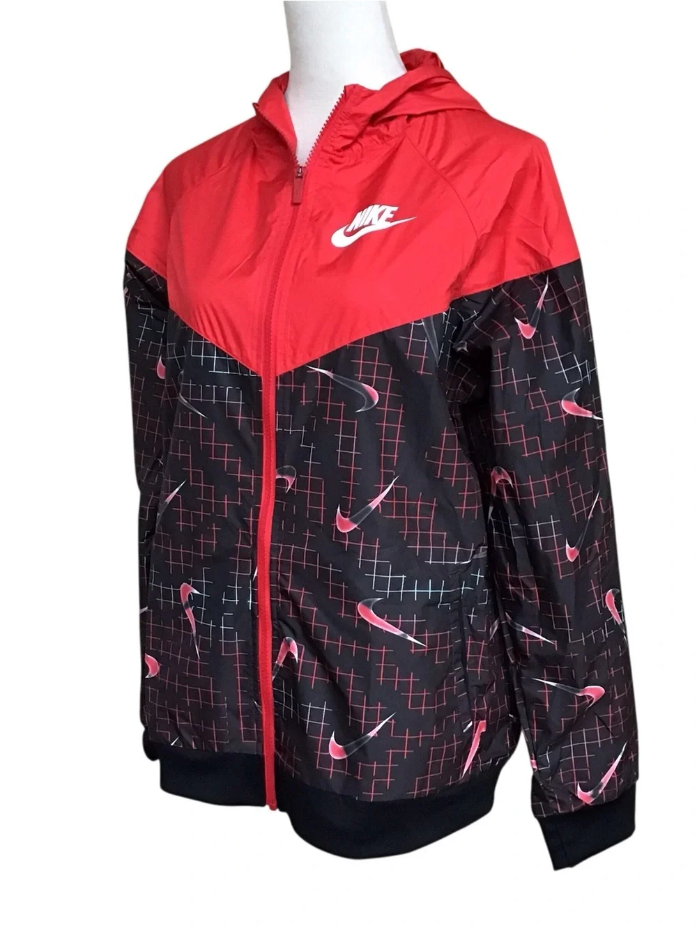 Nike Sportswear Windrunner Jacket Glow In Dark Logo Size Youth XL